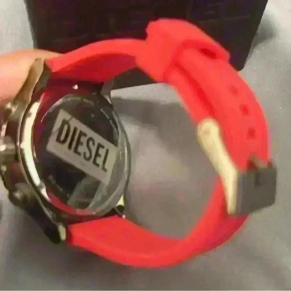 🔥 BNIB Men’s Diesel Red/black Watch